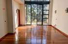 3 Bed Apartment with En Suite in Westlands Area - 11