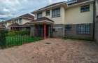 4 Bed Townhouse with En Suite at Queen Estate Road - 1