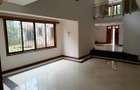 4 Bed Townhouse with En Suite in Nyari - 18