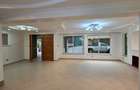 4 Bed Townhouse with En Suite at Riverside Drive - 7