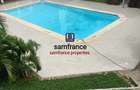 Serviced 4 Bed Apartment with En Suite at Links Road - 3