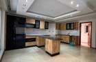 5 Bed Townhouse with En Suite at Convent Drive - 20