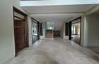 5 Bed House with En Suite in Runda - 7