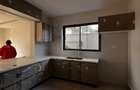 6 Bed Townhouse with En Suite at Convent Drive - 4