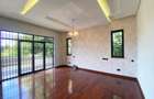 5 Bed House with En Suite in Runda - 3