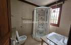 4 Bed House with En Suite in Spring Valley - 5