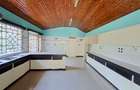 4 Bed House with En Suite at Off Un Avenue - 15