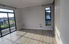 4 Bed House with En Suite at Fivestar Paradise - 9