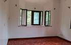 5 Bed House with En Suite at Westlands - 11