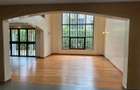 5 Bed Townhouse with Garden in Lavington - 3