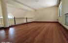 5 Bed Townhouse with En Suite at Off Convent Drive - 13