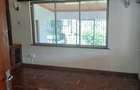 4 Bed Villa with En Suite at Rossylin Lone Tree - 17