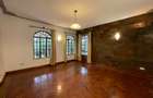 5 Bed House with En Suite in Runda - 2