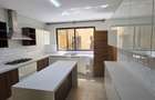 5 Bed Villa with En Suite in Lavington - 7