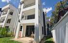 4 Bed Townhouse with En Suite in Lavington - 11