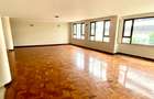 3 Bed Apartment with En Suite in Riverside - 3