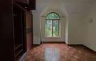 5 Bed Townhouse with En Suite at Othaya Road - 16