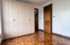 3 Bed Apartment with En Suite at Othaya Road - 8