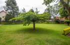 5 Bed House with En Suite in Runda - 12