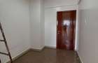 4 Bed Apartment with En Suite at Hatheru Road - 19
