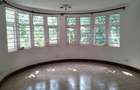 5 Bed Townhouse with En Suite in Rosslyn - 11