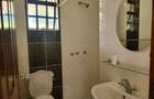 5 Bed Townhouse with En Suite in Rosslyn - 6