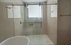 5 Bed House with En Suite in Lavington - 9