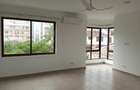 4 Bed Townhouse with Garden at Links Road - 5