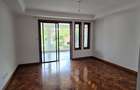 6 Bed House with En Suite at Lavington Green - 20