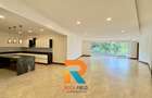 4 Bed Apartment with En Suite in Parklands - 2