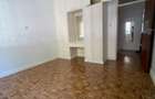 4 Bed Apartment with Parking in Riverside - 13