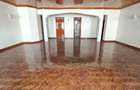 3 Bed Apartment with En Suite at Brookside Drive - 1