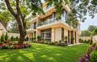 5 Bed Villa with En Suite in Lavington - 1