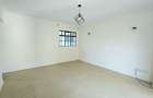 3 Bed Apartment with Borehole in Ngara - 4