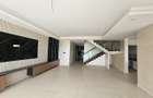 4 Bed Apartment with En Suite in Westlands Area - 2