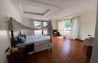 5 Bed House with En Suite in Runda - 10