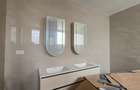 5 Bed Townhouse with En Suite in Lavington - 4