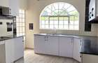 5 Bed Townhouse with En Suite at Lavington Road - 18