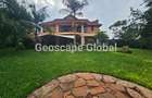 5 Bed House with En Suite in Runda - 1