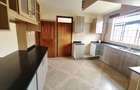 3 Bed Apartment with Swimming Pool in Kilimani - 20