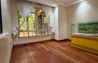 6 Bed House with En Suite in Nyari - 5
