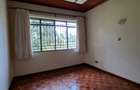 5 Bed House with En Suite in Runda - 11