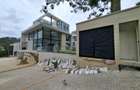 6 Bed Townhouse with En Suite in Lavington - 7