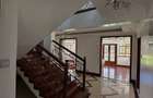 5 Bed House with En Suite in Runda - 12