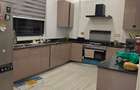 Serviced 6 Bed Apartment with En Suite at Parklands - 9