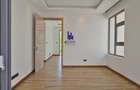 6 Bed Townhouse with En Suite in Lavington - 9