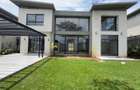 5 Bed Townhouse with En Suite in Runda - 2