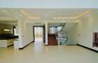 6 Bed Villa with En Suite at 2026-183 - 7