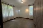 5 Bed Townhouse with En Suite in Rosslyn - 13