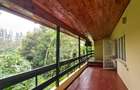 5 Bed House with En Suite at Lavington - 1